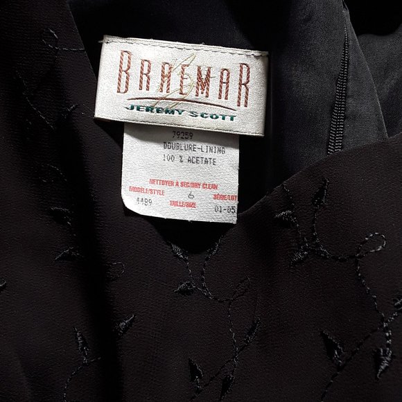 Black sleeveless Braemar rayon dress with embroidered black flowers size 6 - Picture 2 of 3